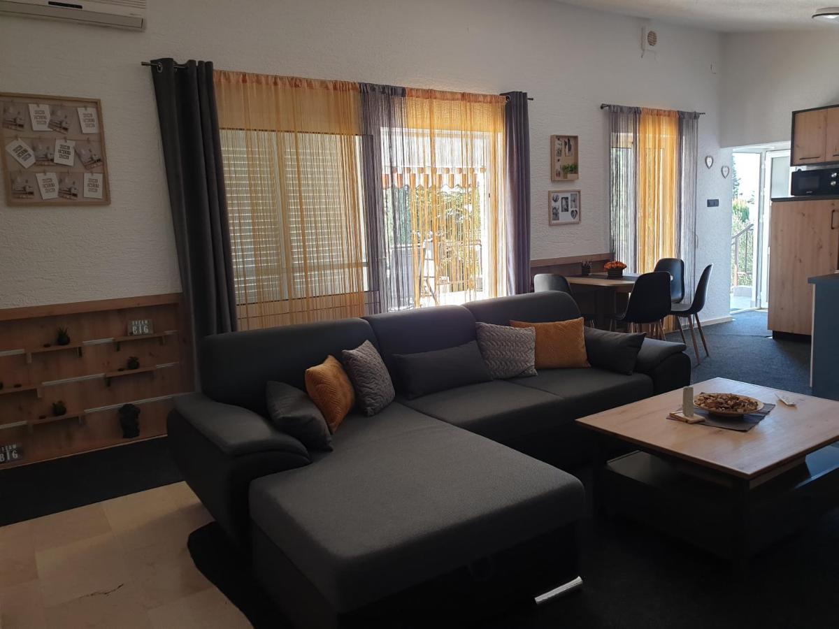 Apartman Anabella Rovanjska Exteriör bild