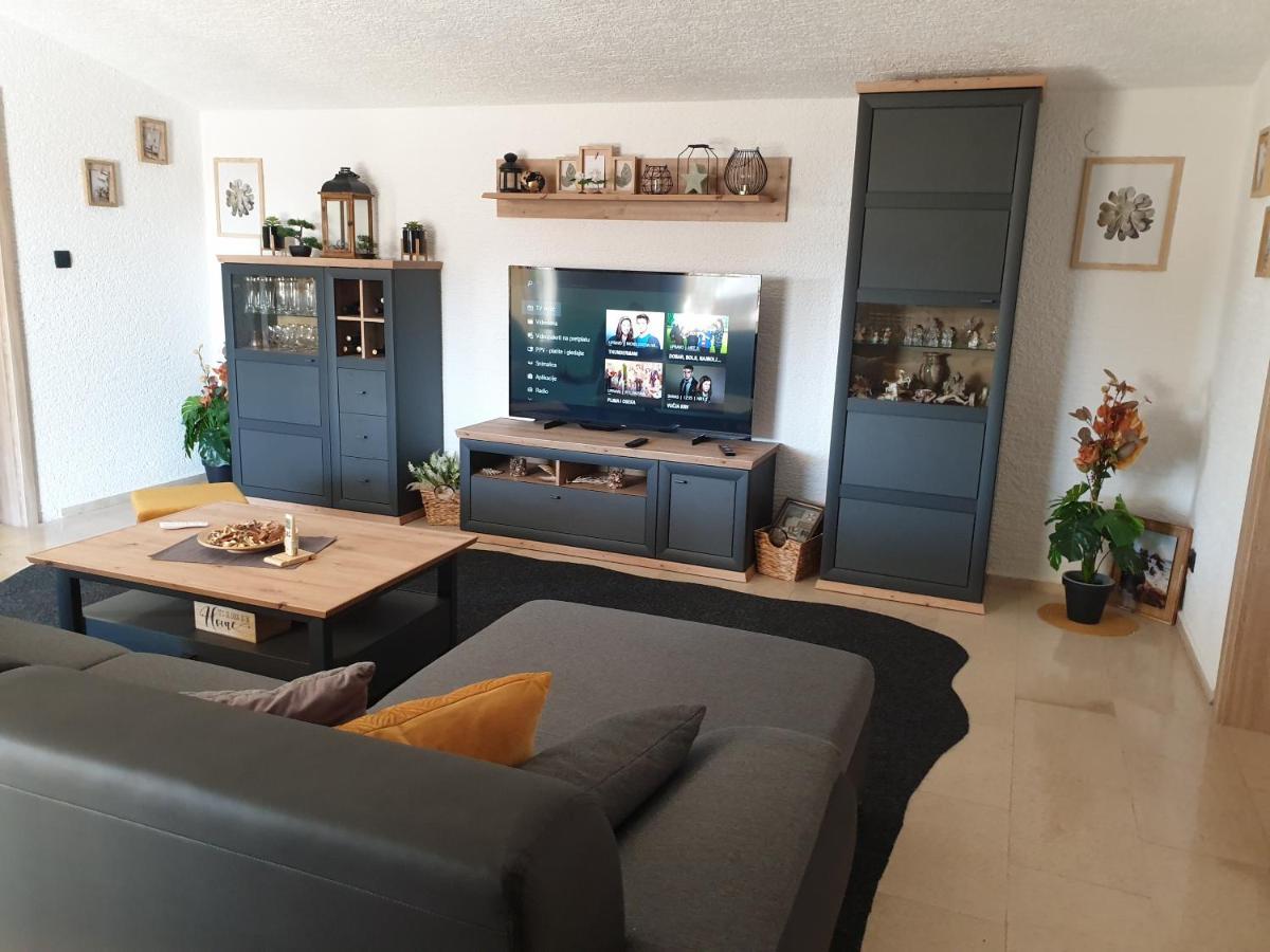 Apartman Anabella Rovanjska Exteriör bild